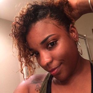 Meet your Posher, Devin-ashley